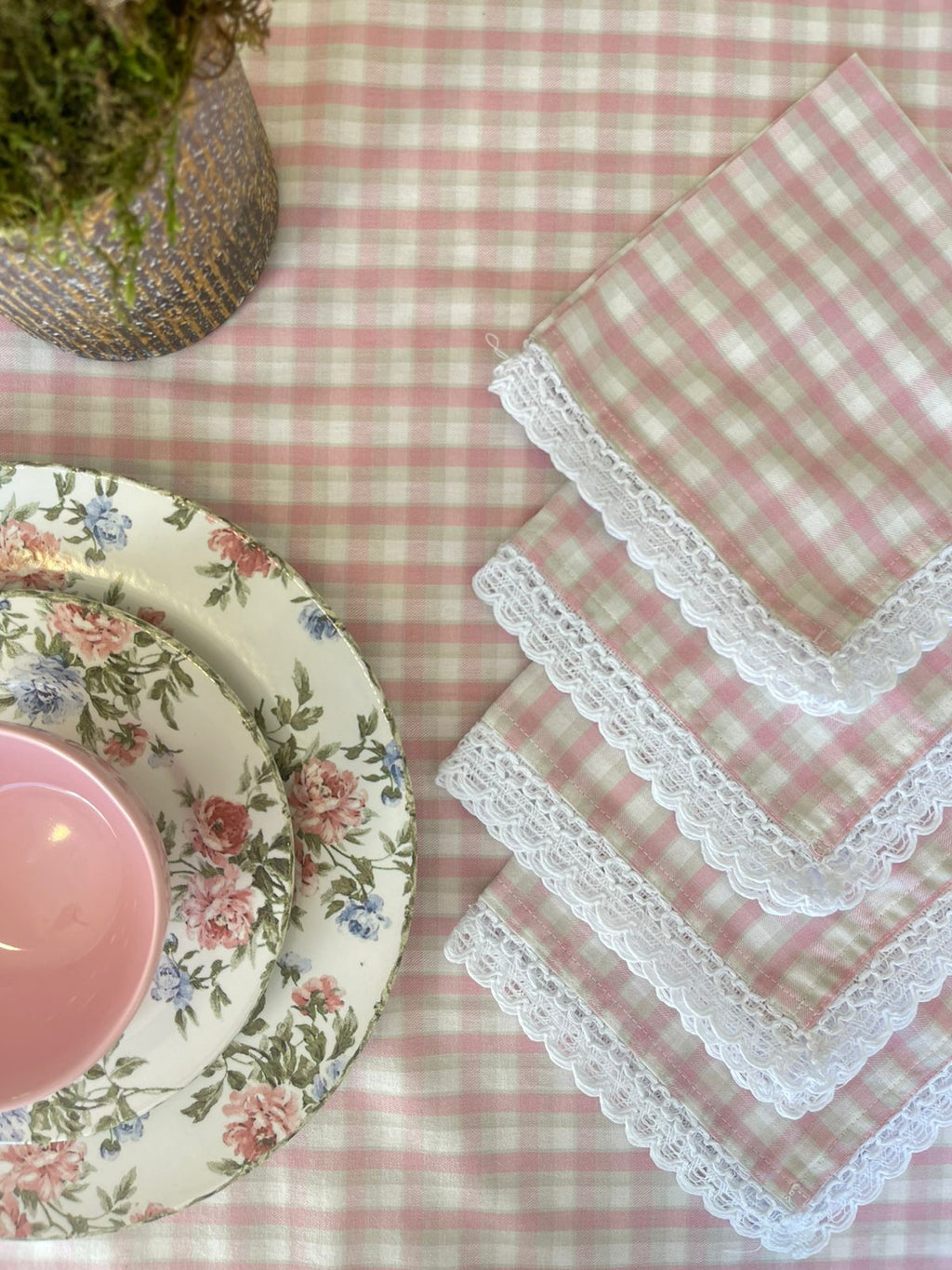 Guardanapo de Mesa - Xadrez Rosa c/ renda cor branco